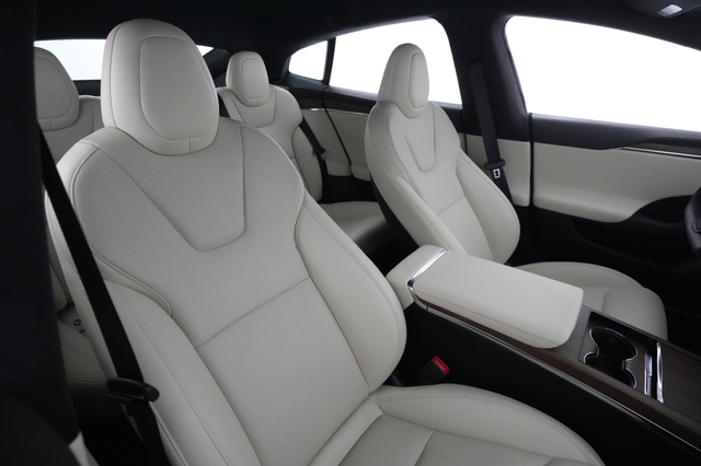 2022 Tesla Model S