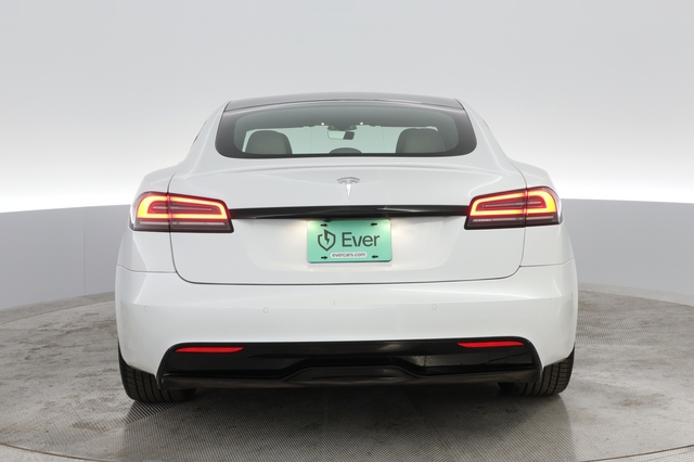 2022 Tesla Model S