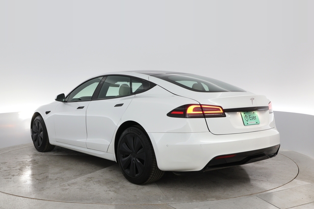 2022 Tesla Model S