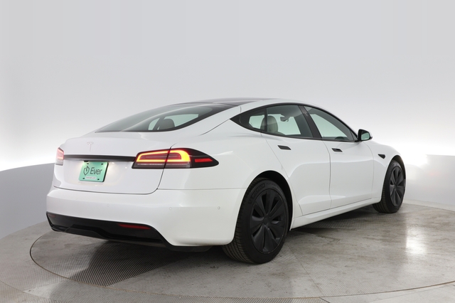 2022 Tesla Model S