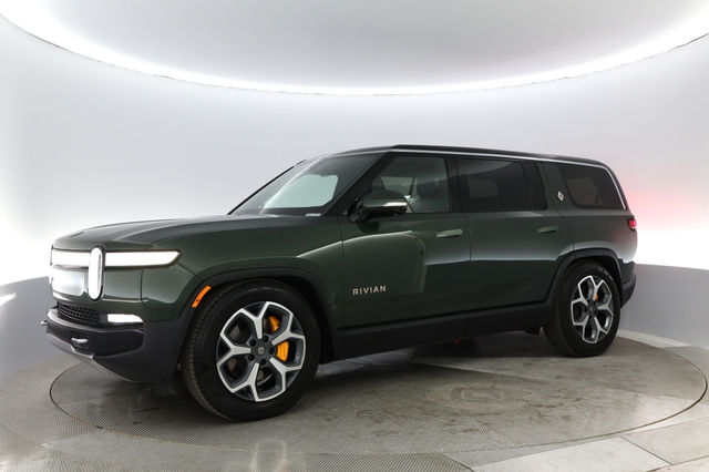 2023 Rivian R1S