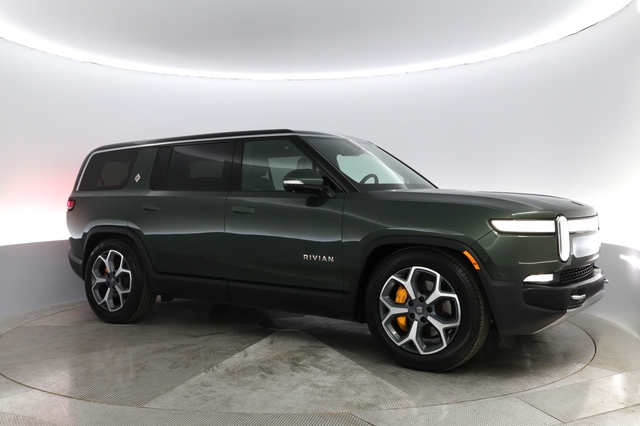 2023 Rivian R1S