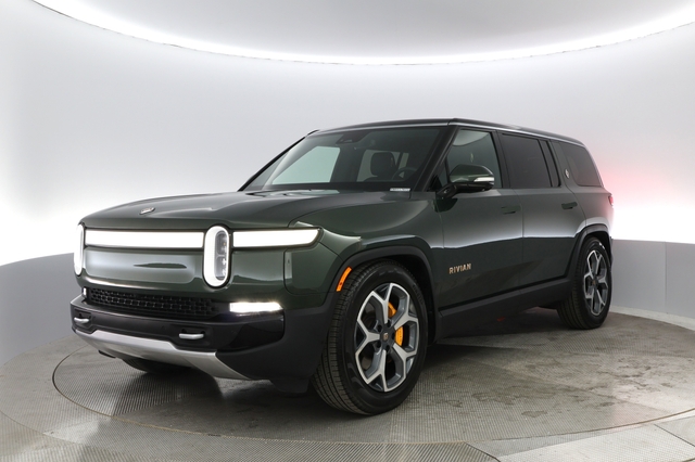 2023 Rivian R1S