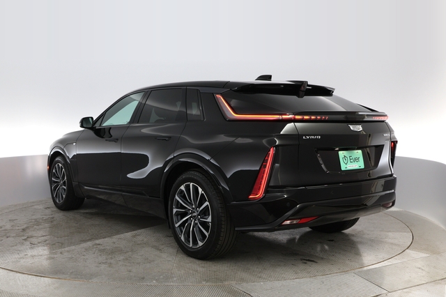 2024 Cadillac LYRIQ