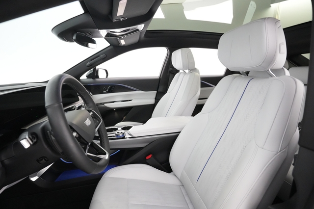 2024 Cadillac LYRIQ