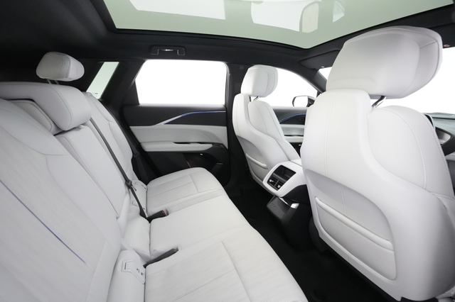 2024 Cadillac LYRIQ