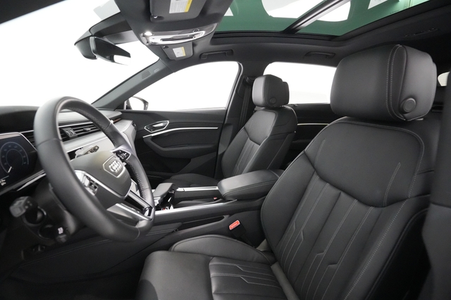 2022 Audi e-tron