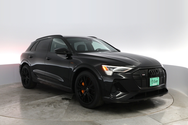 2022 Audi e-tron