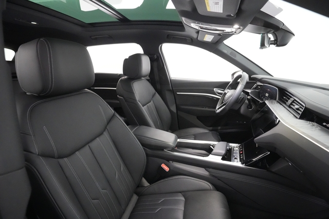 2022 Audi e-tron