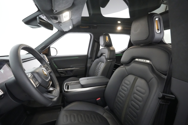 2022 Rivian R1T