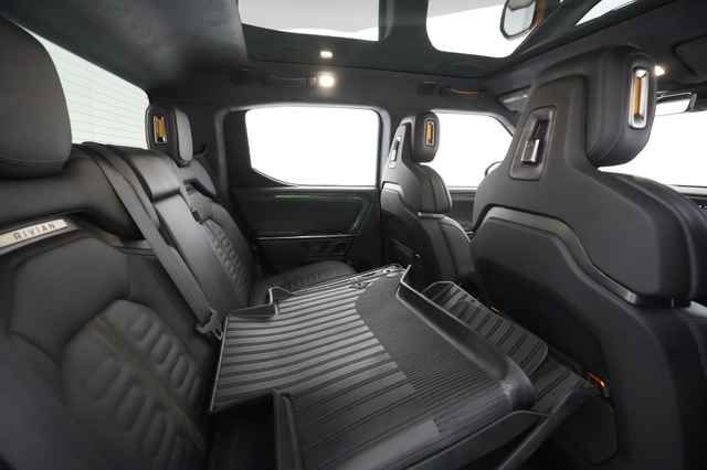 2022 Rivian R1T
