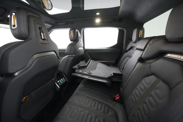 2022 Rivian R1T