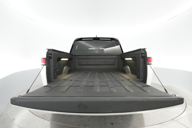 2022 Rivian R1T