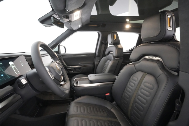 2022 Rivian R1T