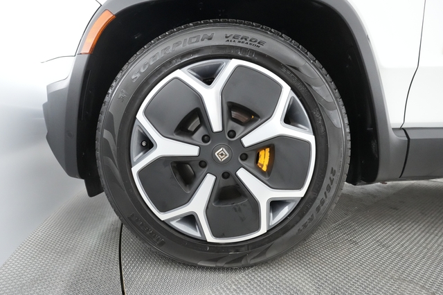 2022 Rivian R1T