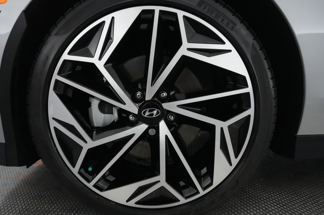 2023 Hyundai IONIQ 6