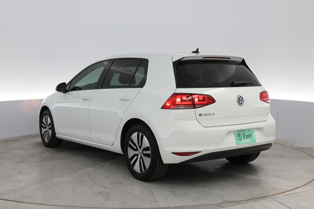 2016 Volkswagen e-Golf