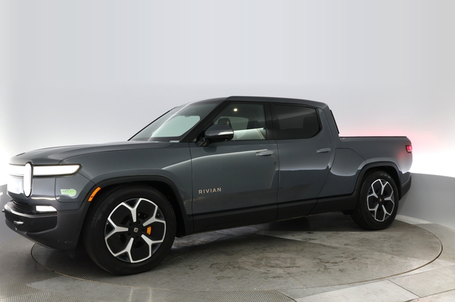 2022 Rivian R1T