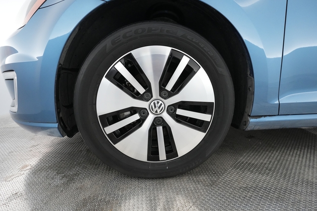 2016 Volkswagen e-Golf