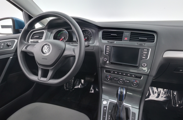 2016 Volkswagen e-Golf
