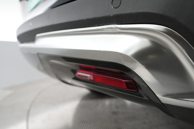 2022 Rivian R1S