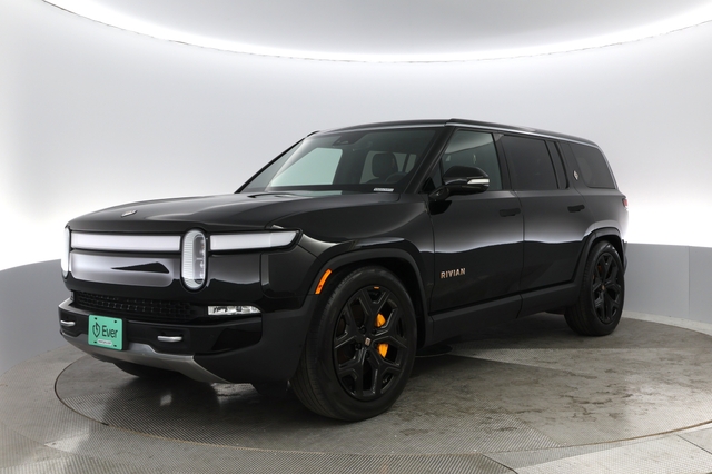 2022 Rivian R1S