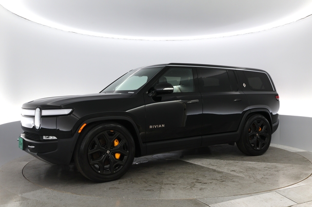 2022 Rivian R1S