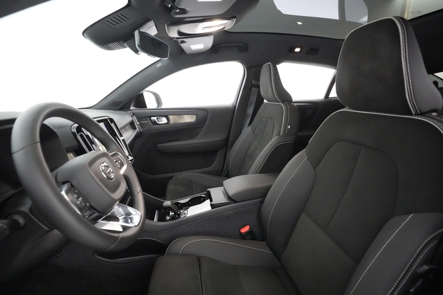 2023 Volvo C40 Recharge