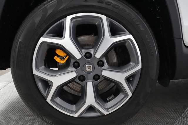 2022 Rivian R1T