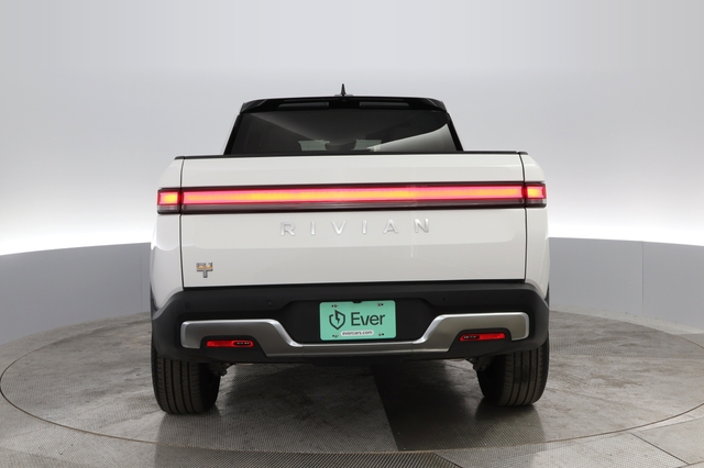 2022 Rivian R1T