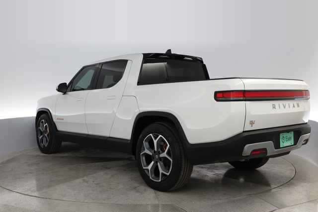 2022 Rivian R1T
