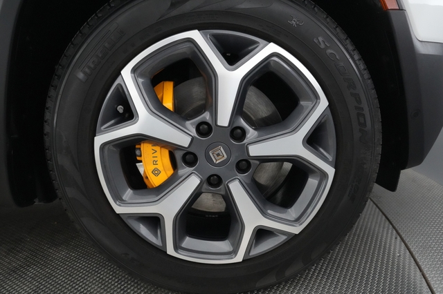 2022 Rivian R1T