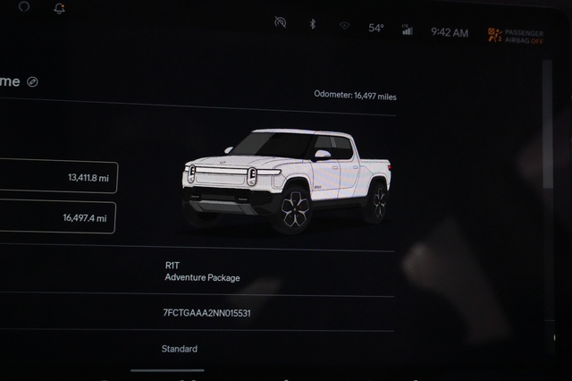 2022 Rivian R1T