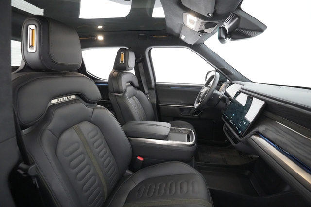 2022 Rivian R1T