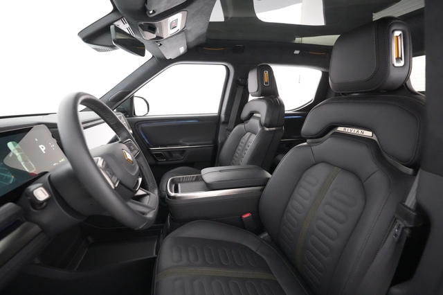 2022 Rivian R1T