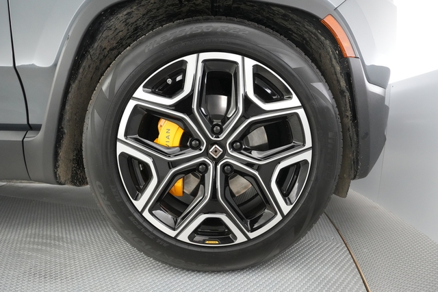 2022 Rivian R1T
