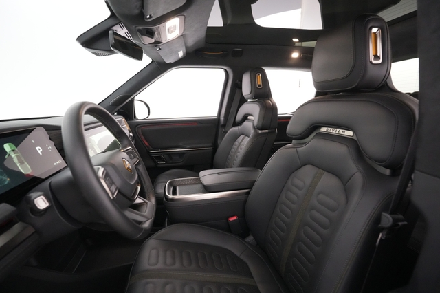 2022 Rivian R1T