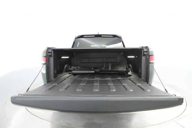 2022 Rivian R1T
