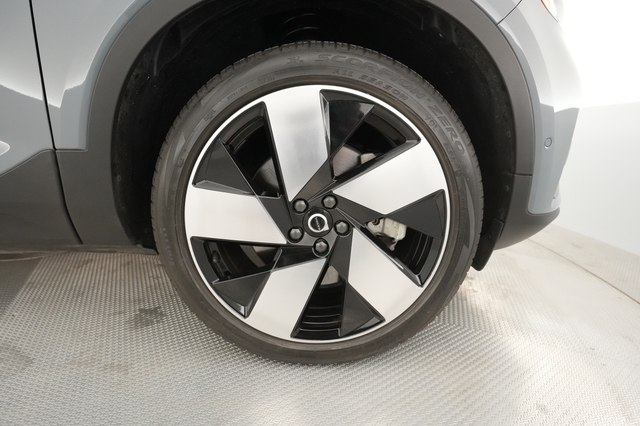 2023 Volvo C40 Recharge