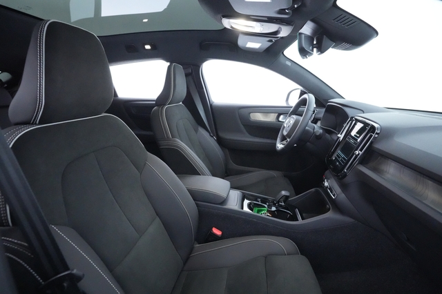 2023 Volvo C40 Recharge