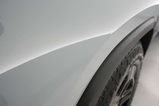 2023 Rivian R1S