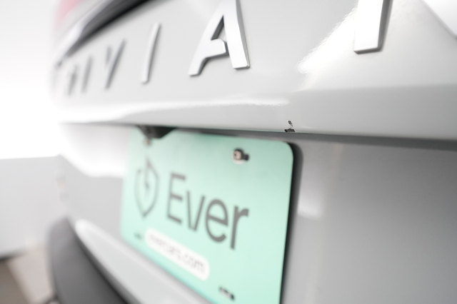 2023 Rivian R1S