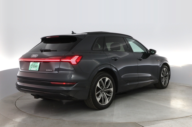 2021 Audi e-tron