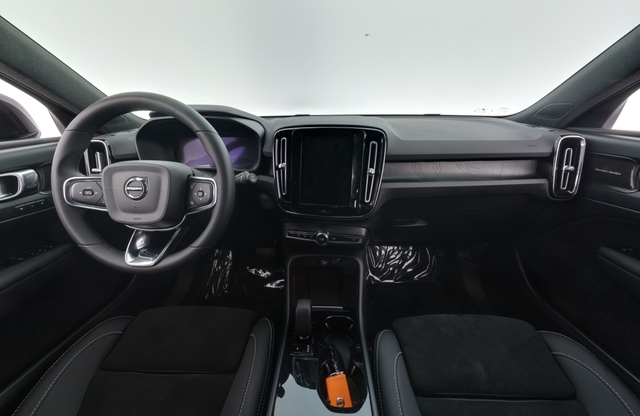 2023 Volvo XC40 Recharge