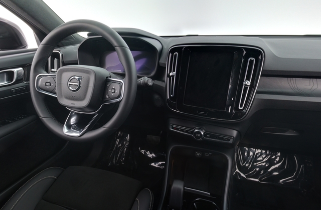 2023 Volvo XC40 Recharge