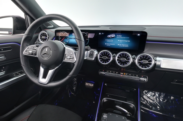 2023 Mercedes-Benz EQB