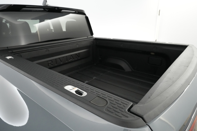 2022 Rivian R1T