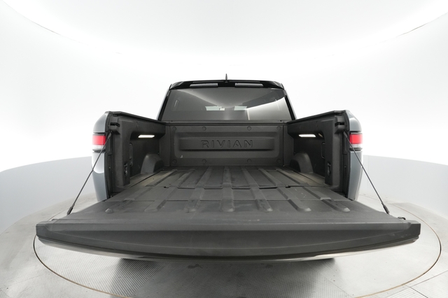 2022 Rivian R1T