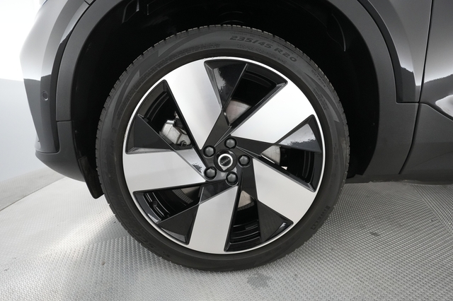 2023 Volvo C40 Recharge
