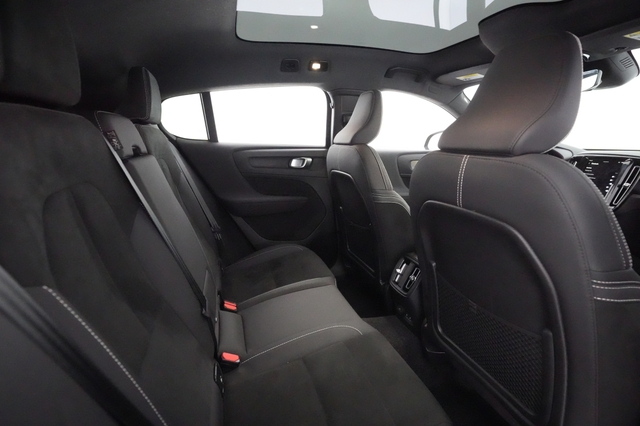 2023 Volvo C40 Recharge